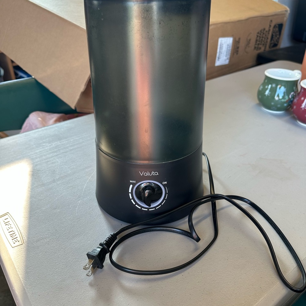 Valuta Black Humidifier